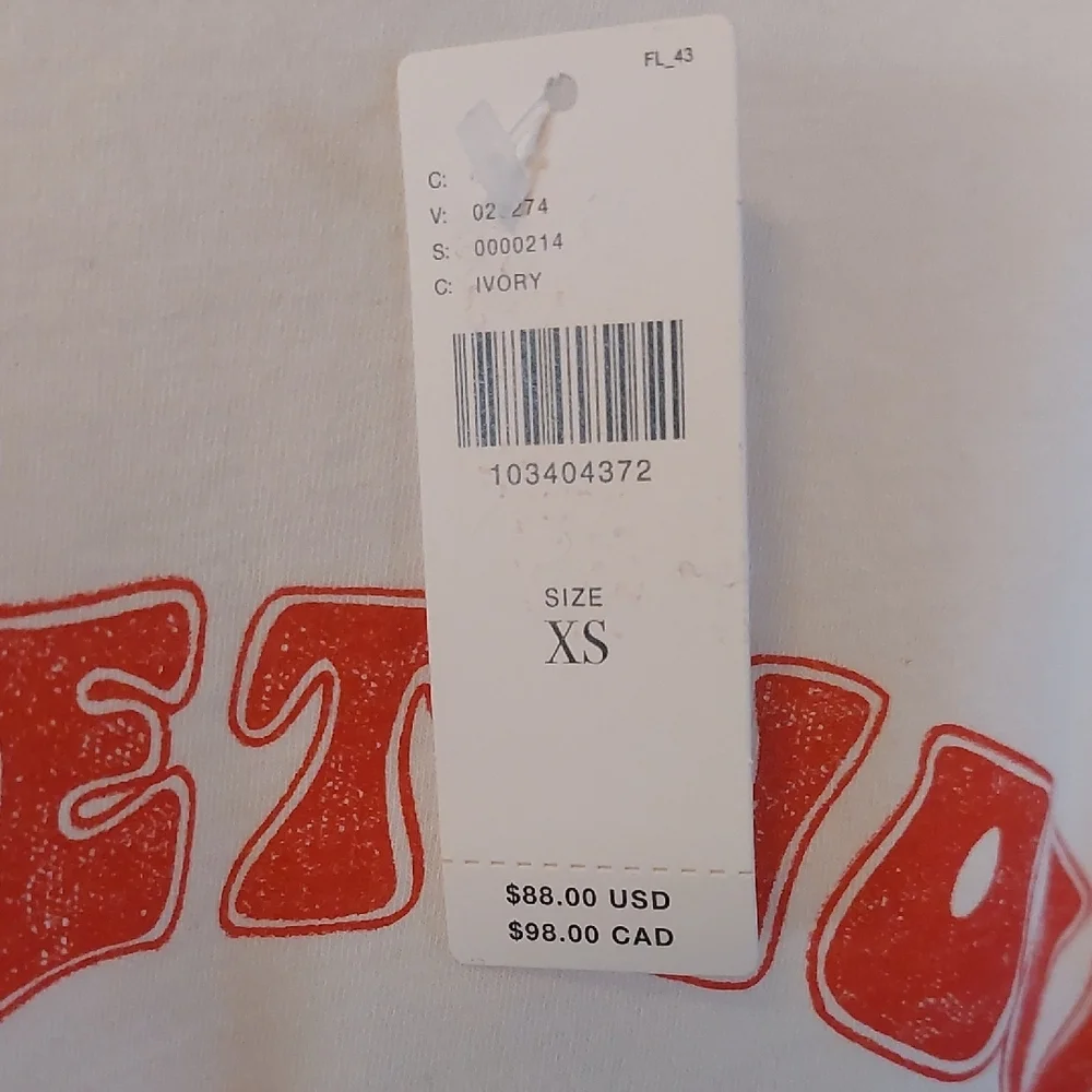 Anthropologie LetLuv White Fleetwood Mac Tee with Red Graphic NWT - Picture 3 of 5